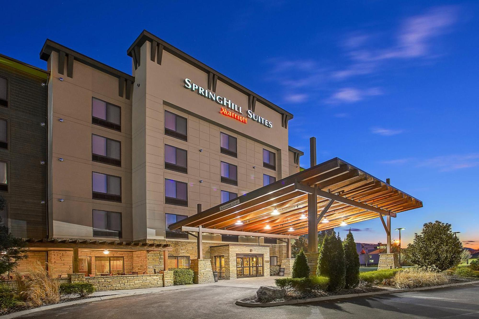 Springhill Suites Pigeon Forge Exterior photo